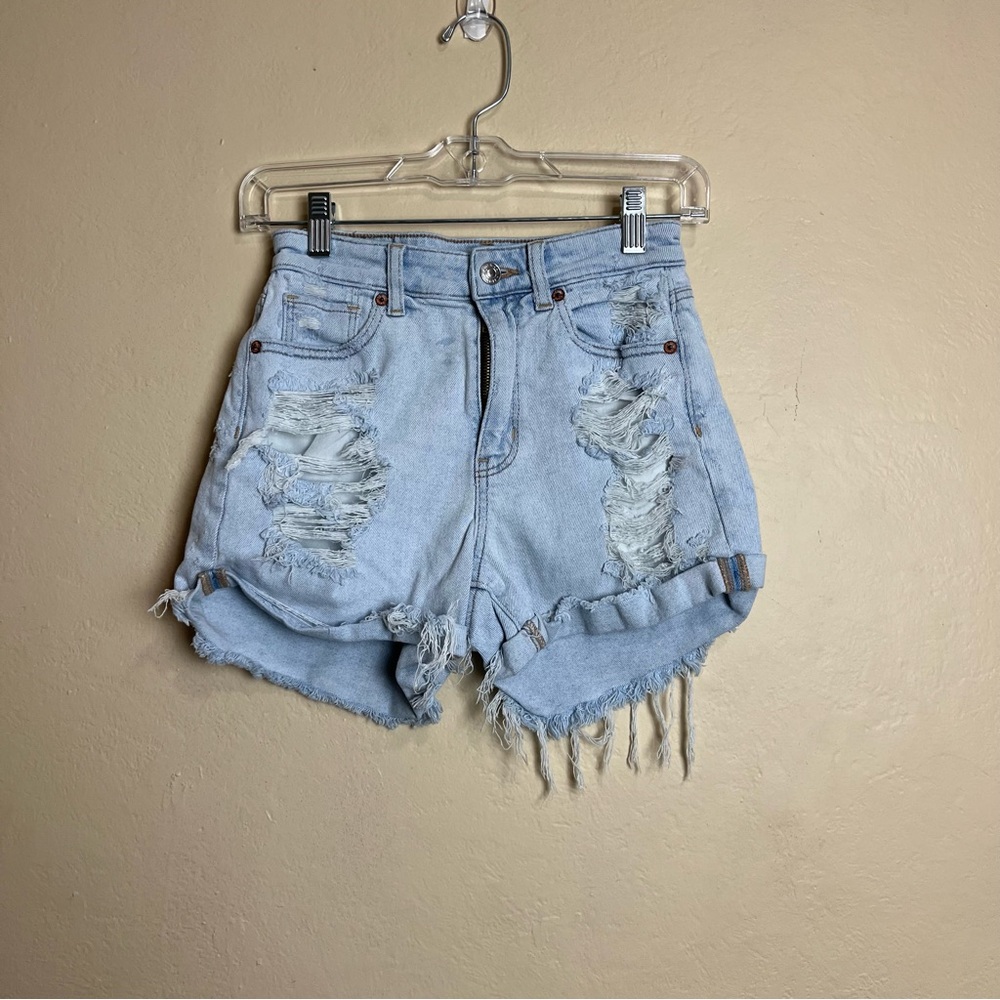 American Eagle Mom Jean Shorts Womens Size 0 High Rise‎ Distressed Light Wash